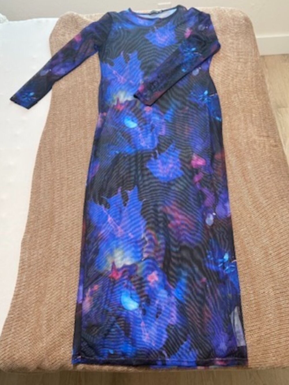 PrettyLittleThing Purple Printed Mesh Long Sleeve Maxi Dress – Size 16